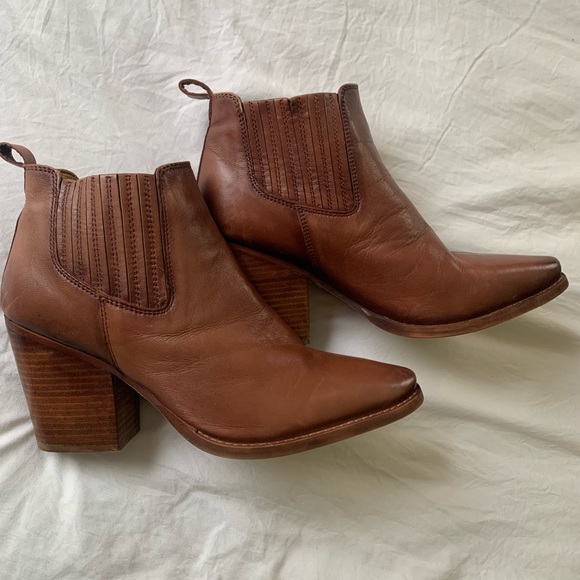 Chinese laundry booties light brown leather size 8.5 - Picture 2 of 7